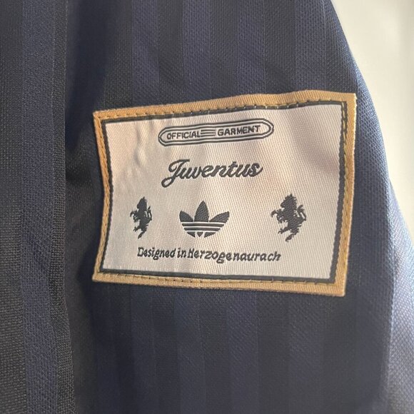 adidas Juventus Icon Jersey 24/25 size XL - Picture 3 of 3